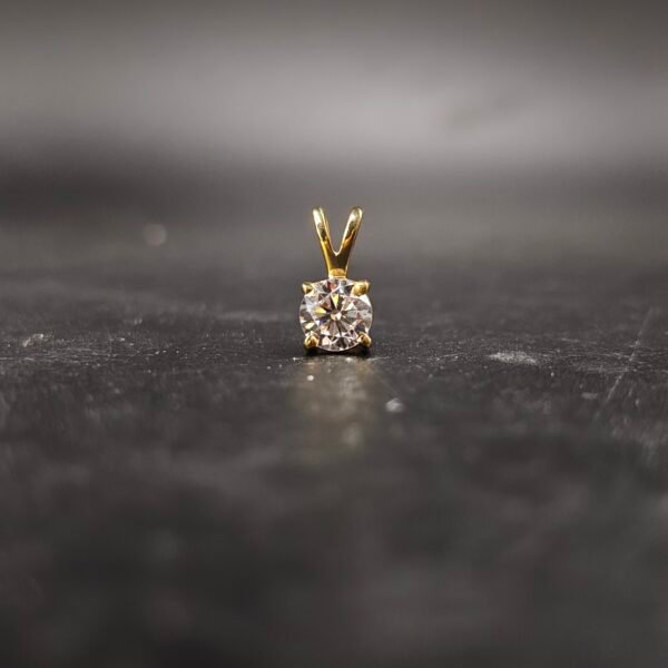 6mm Round Women's Bunny Loop Solitaire Diamond Pendant 925 Sterling Silver