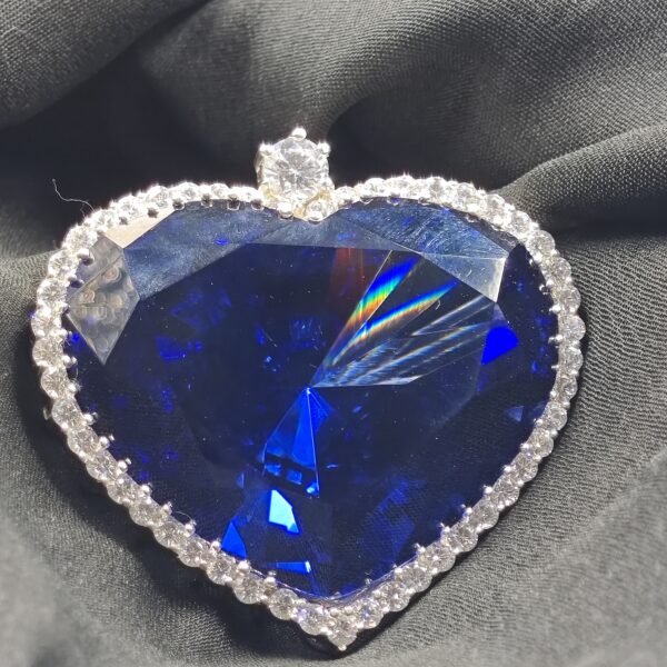 Women's Big Heart Pendant In Blue & White Diamond 925 Sterling Silver