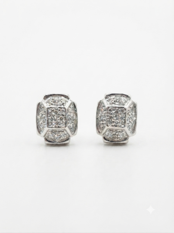 Tester Passing Moissanite Women's Wear Stud Earring Oval Shape In 925 Silver.