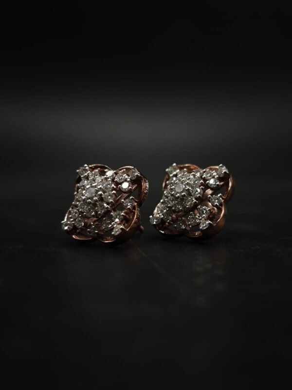 VVS Moissanite Stud Earring In Women's Wear In 925 Sterling Silver.