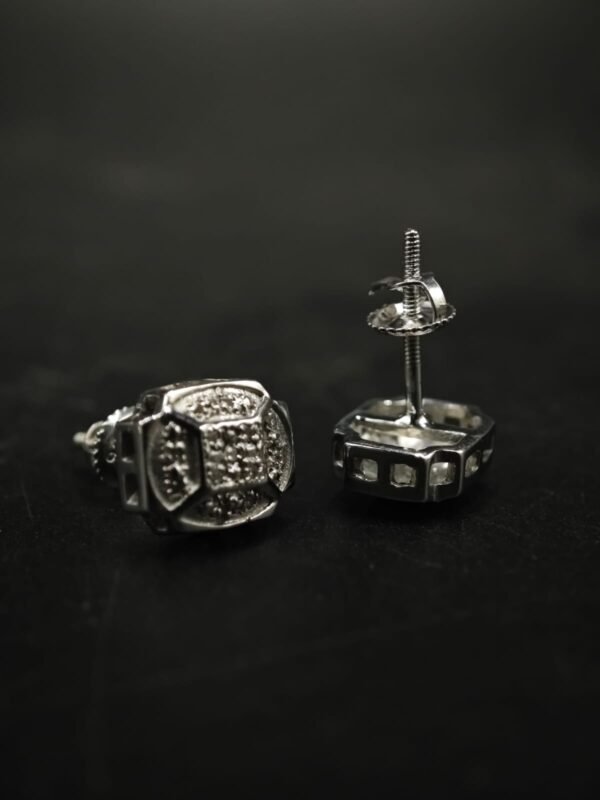 Tester Passing Moissanite Women's Wear Stud Earring Oval Shape In 925 Silver.