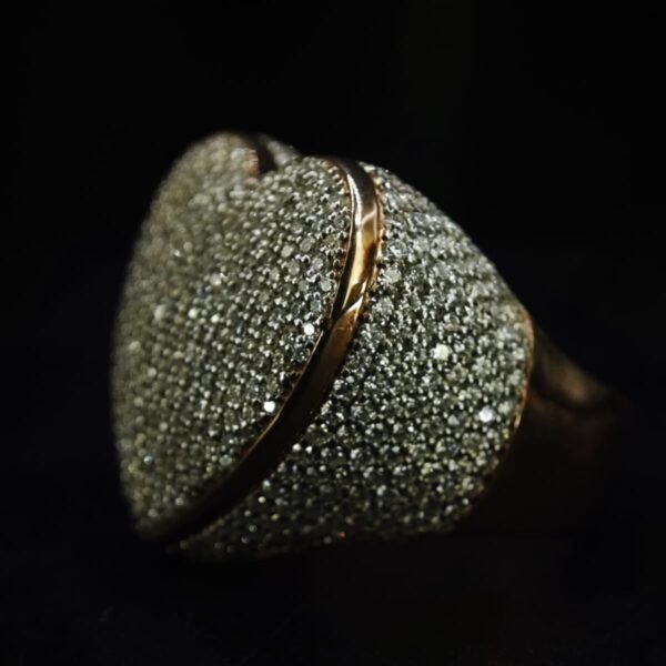 Women's Wear Pave Heart Moissanite Ring