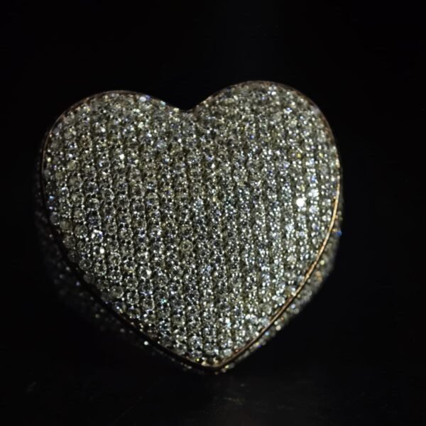 Women's Wear Pave Heart Moissanite Ring