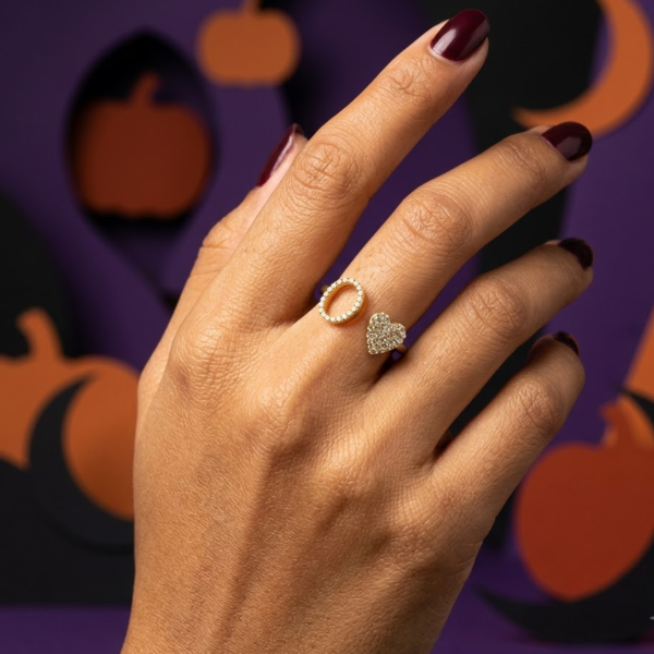 Letter O And Heart Moissanite Ring