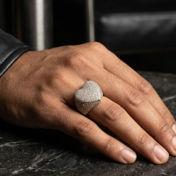 Women's Wear Pave Heart Moissanite Ring